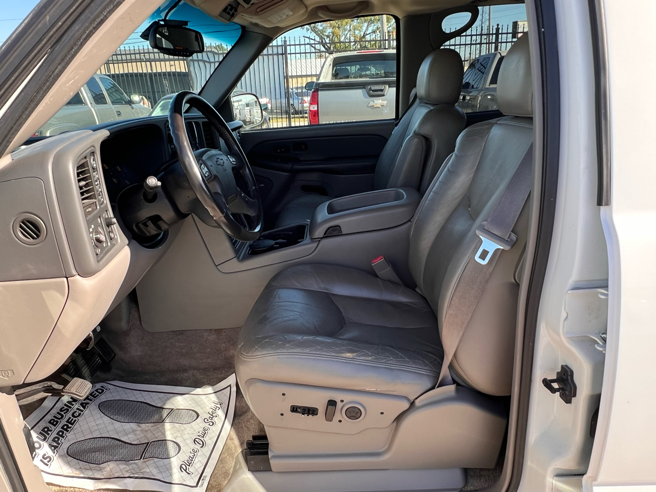 Chevrolet Tahoe LT 4WD 2003