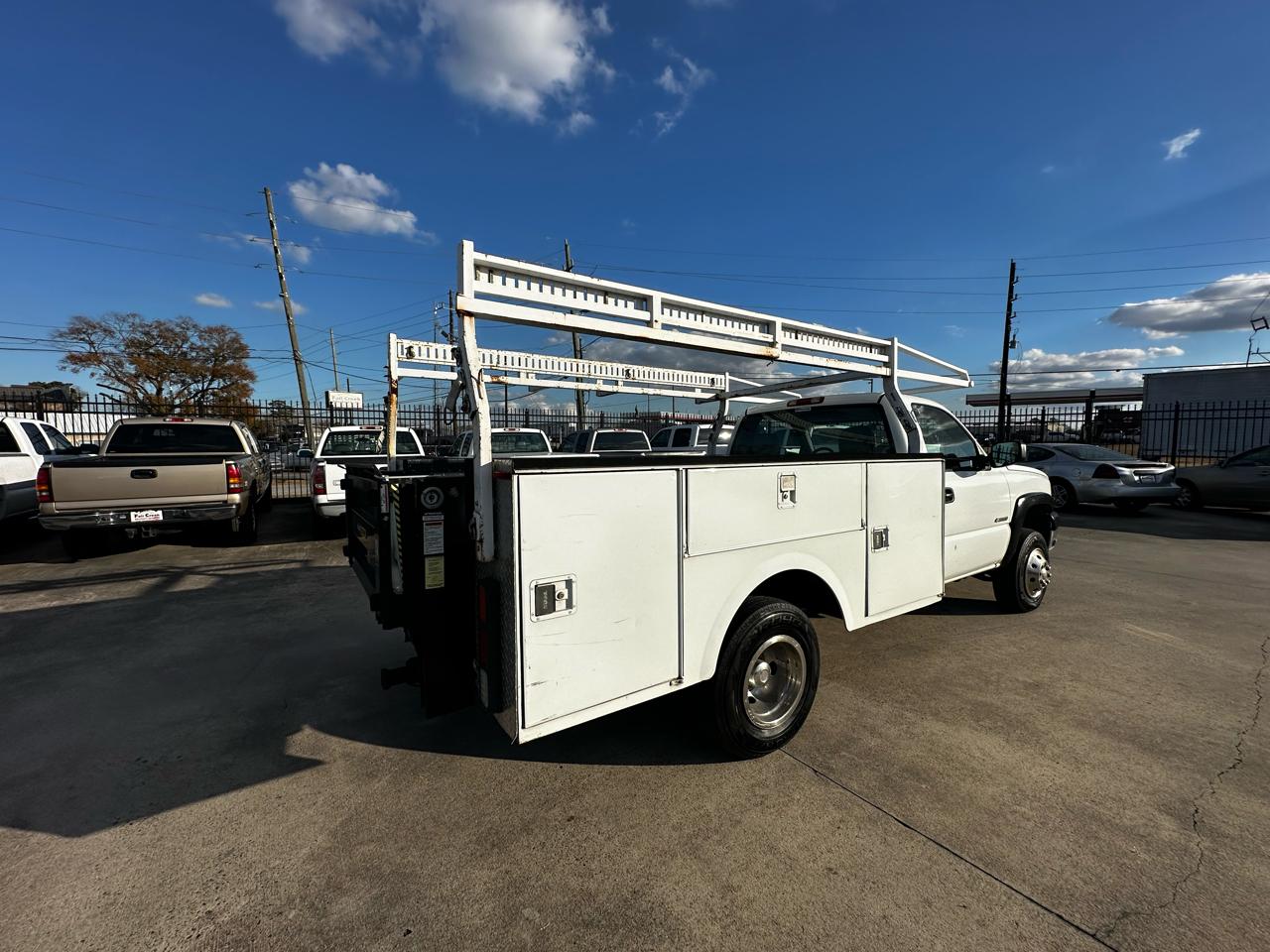 Chevrolet Silverado 3500 Regular Cab 2WD 2003
