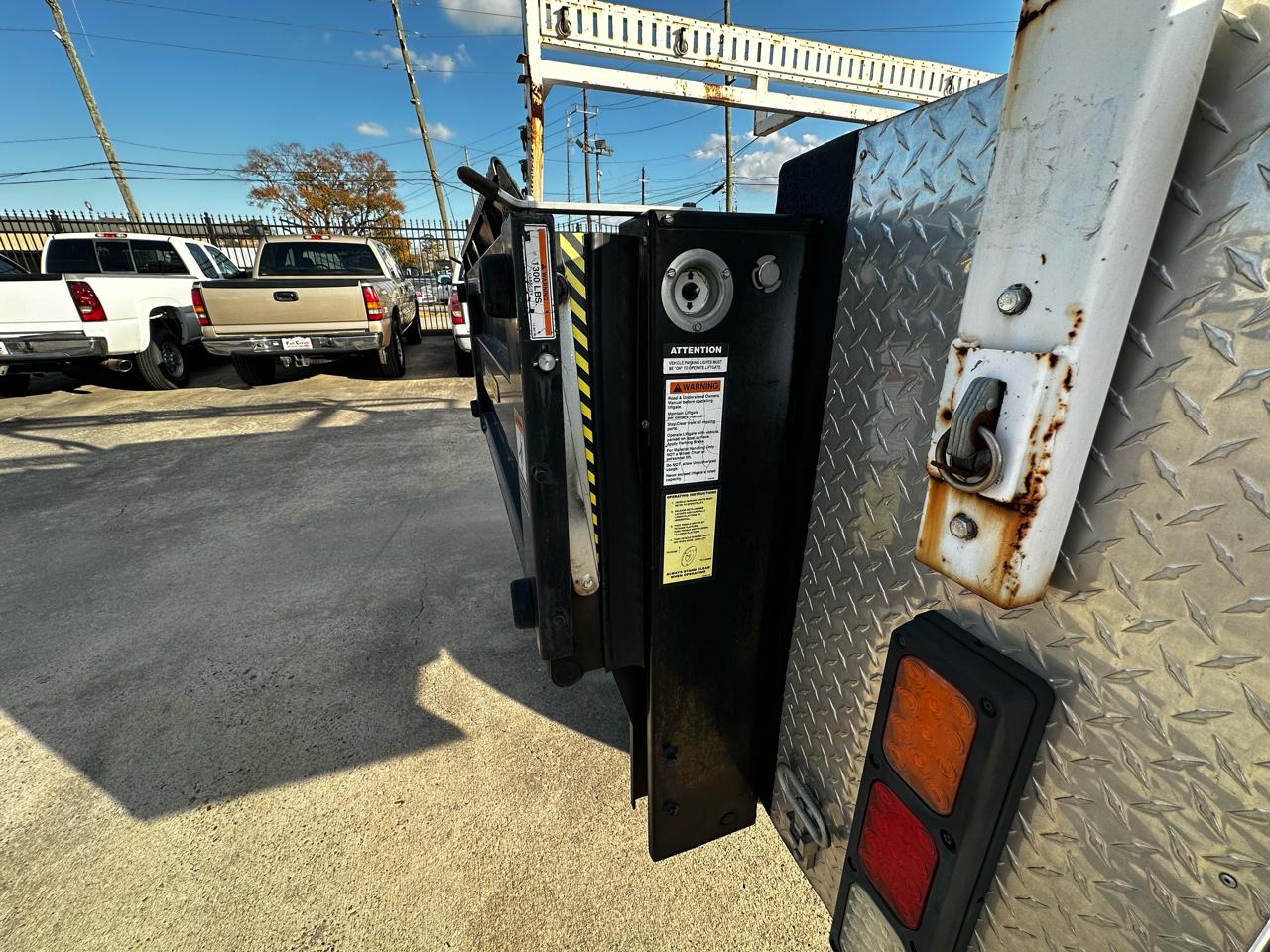 Chevrolet Silverado 3500 Regular Cab 2WD 2003