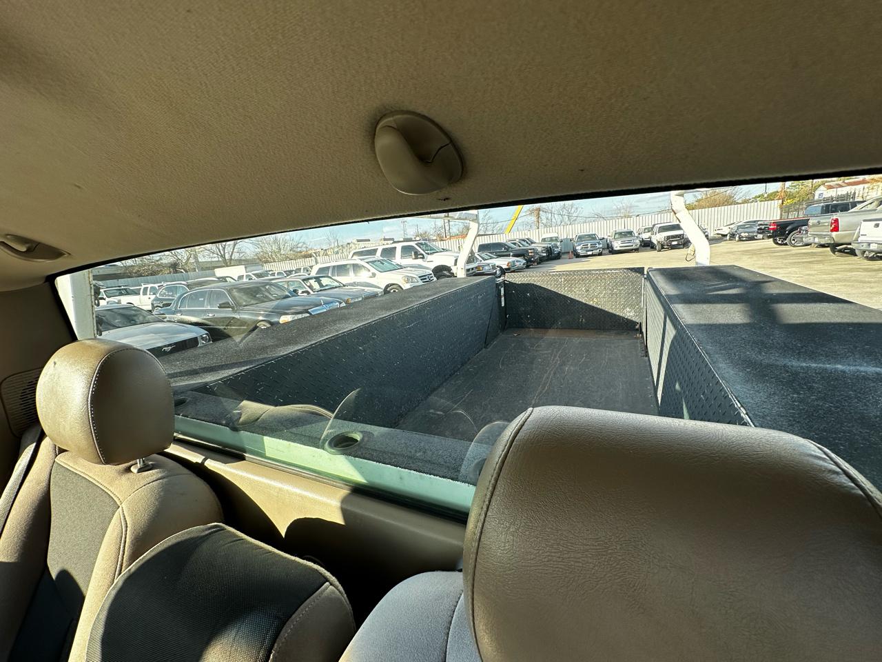 Chevrolet Silverado 3500 Regular Cab 2WD 2003