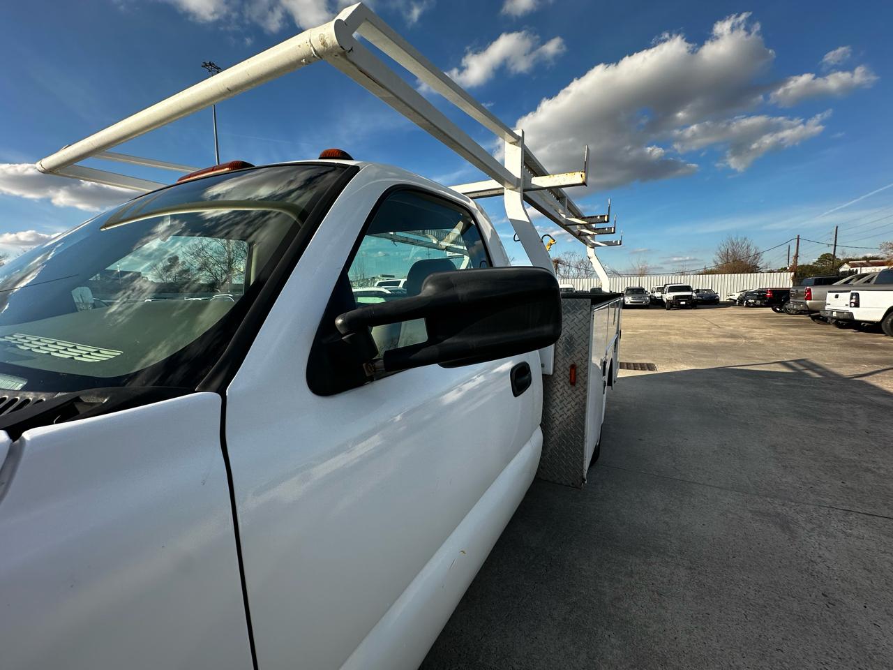 Chevrolet Silverado 3500 Regular Cab 2WD 2003