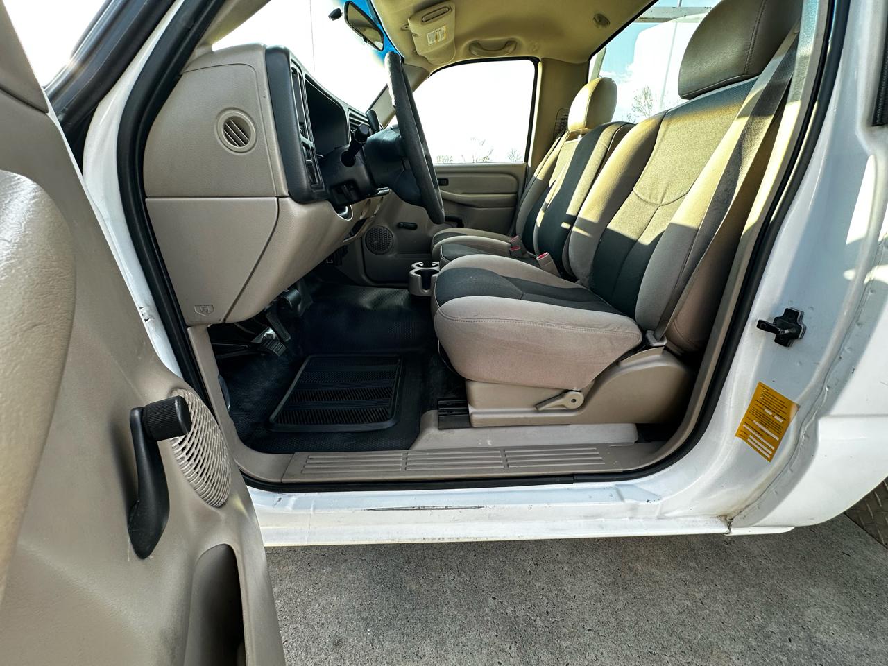 Chevrolet Silverado 3500 Regular Cab 2WD 2003