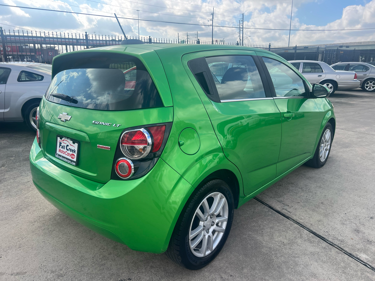 Chevrolet Sonic LT Auto 5-Door 2016