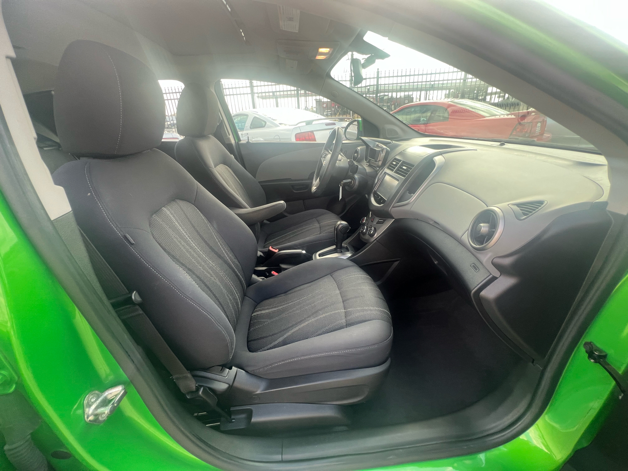 Chevrolet Sonic LT Auto 5-Door 2016