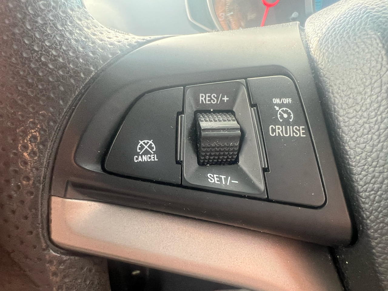 Chevrolet Sonic LT Auto 5-Door 2016