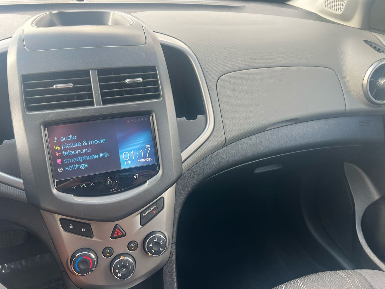 Chevrolet Sonic LT Auto 5-Door 2016