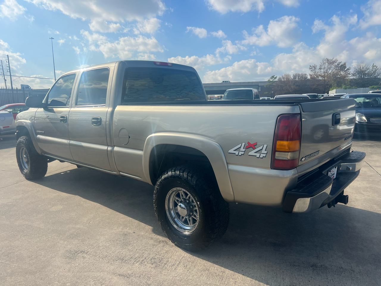 Chevrolet Silverado 2500HD LT Crew Cab 4WD 2001