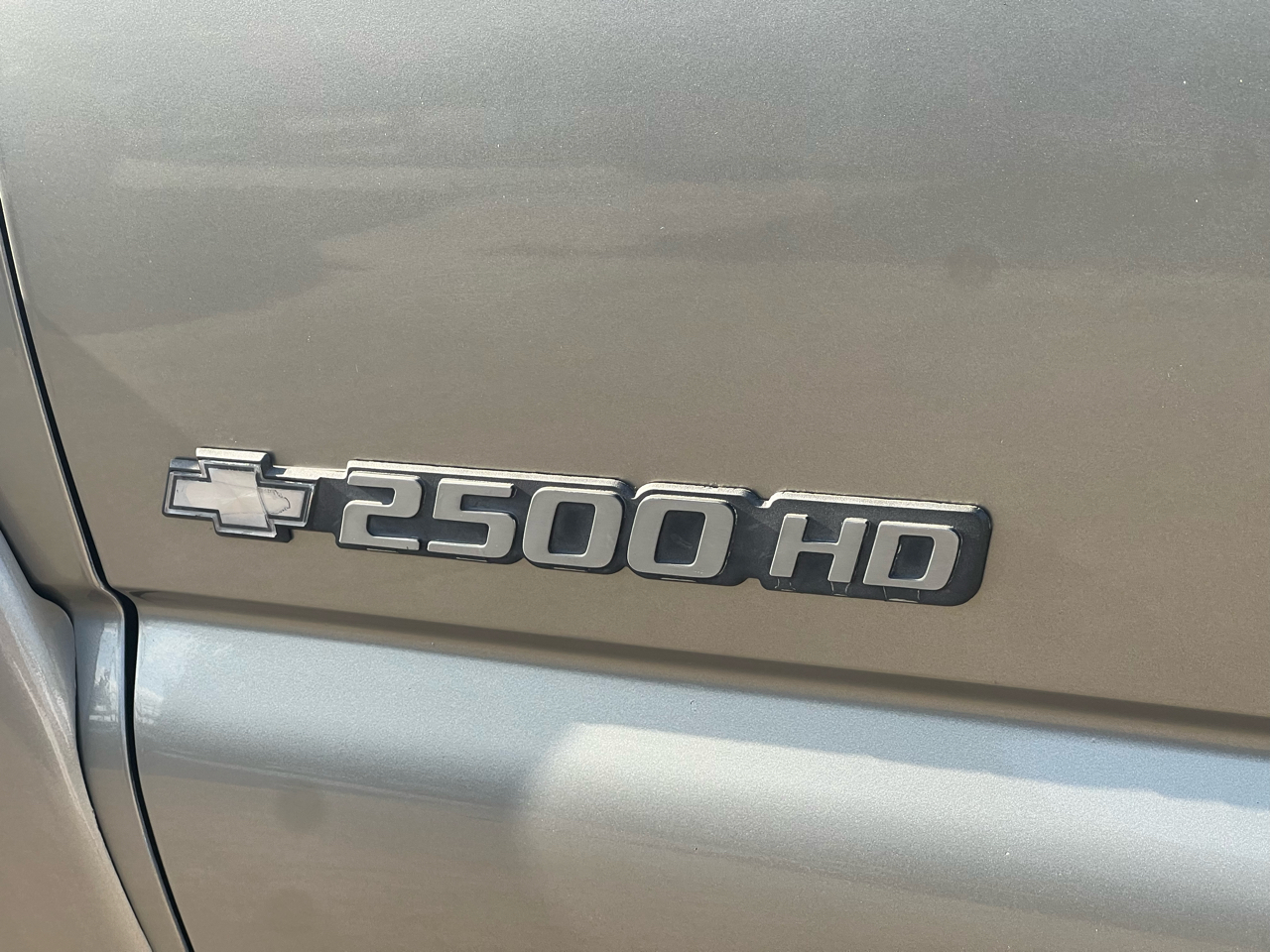 Chevrolet Silverado 2500HD LT Crew Cab 4WD 2001