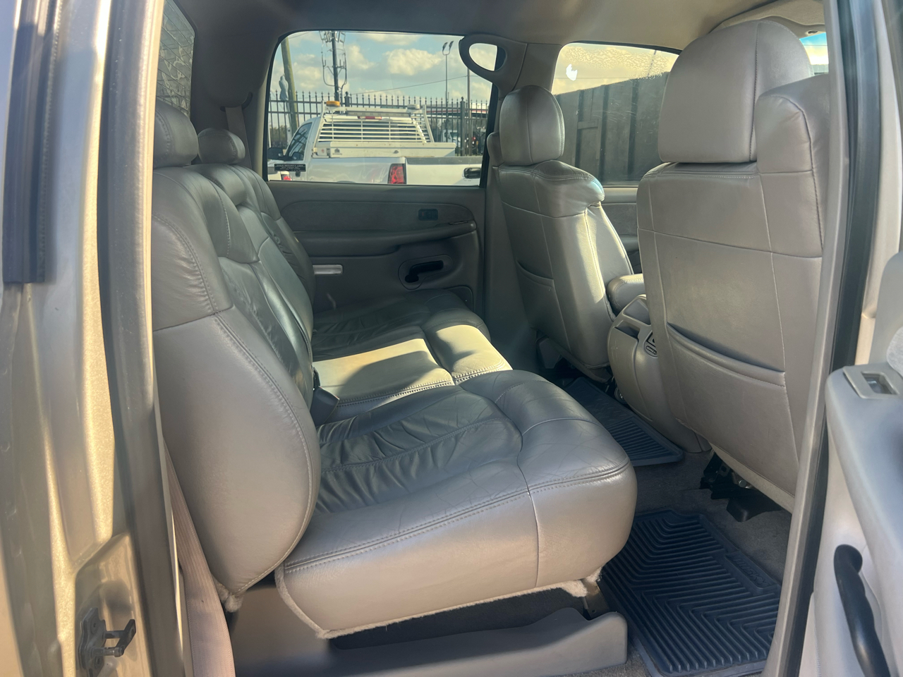 Chevrolet Silverado 2500HD LT Crew Cab 4WD 2001