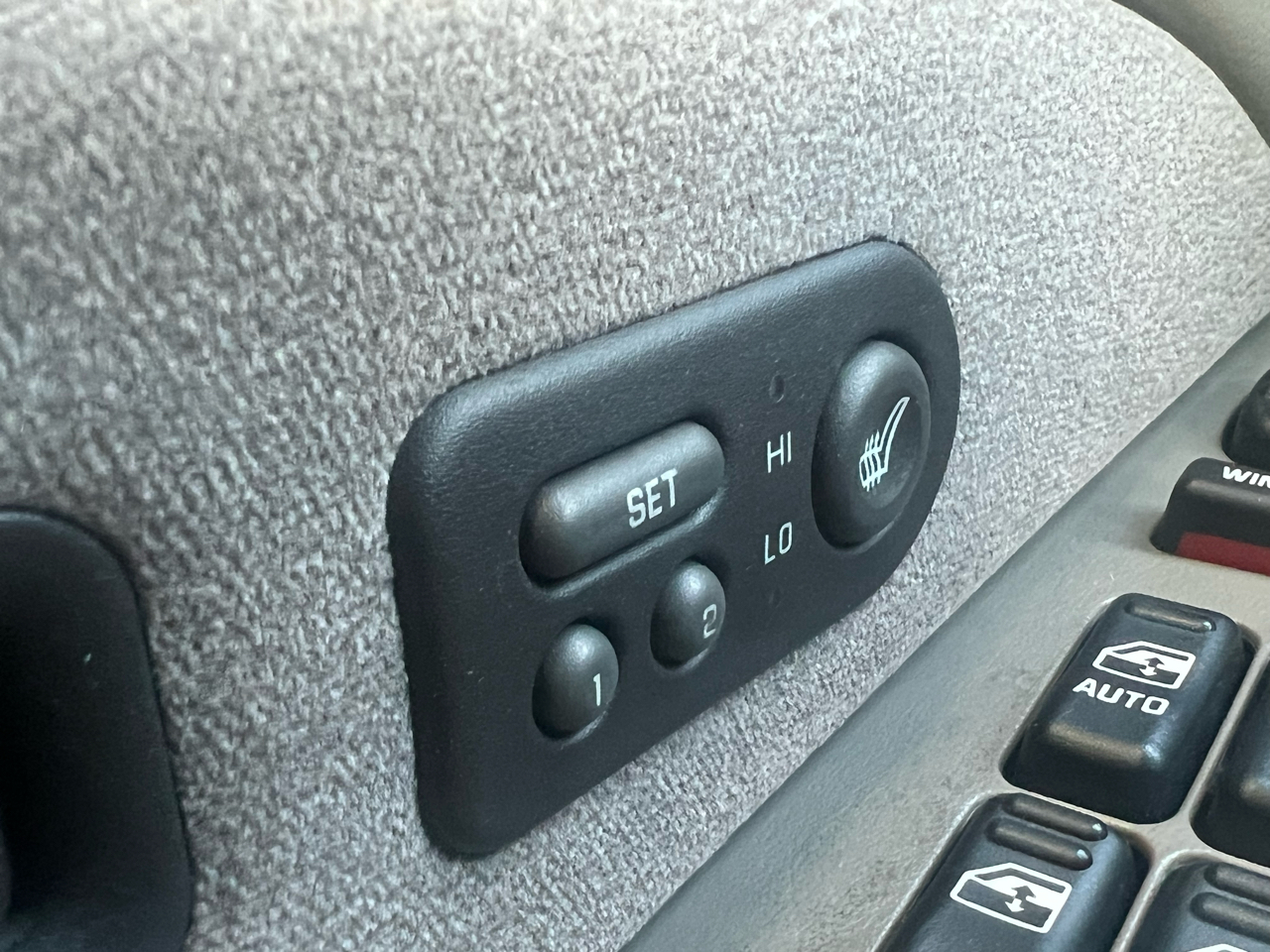 Chevrolet Silverado 2500HD LT Crew Cab 4WD 2001