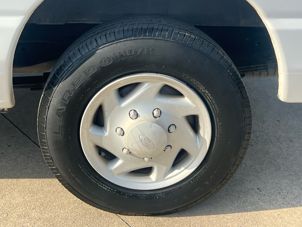 Ford Econoline E-150 2007