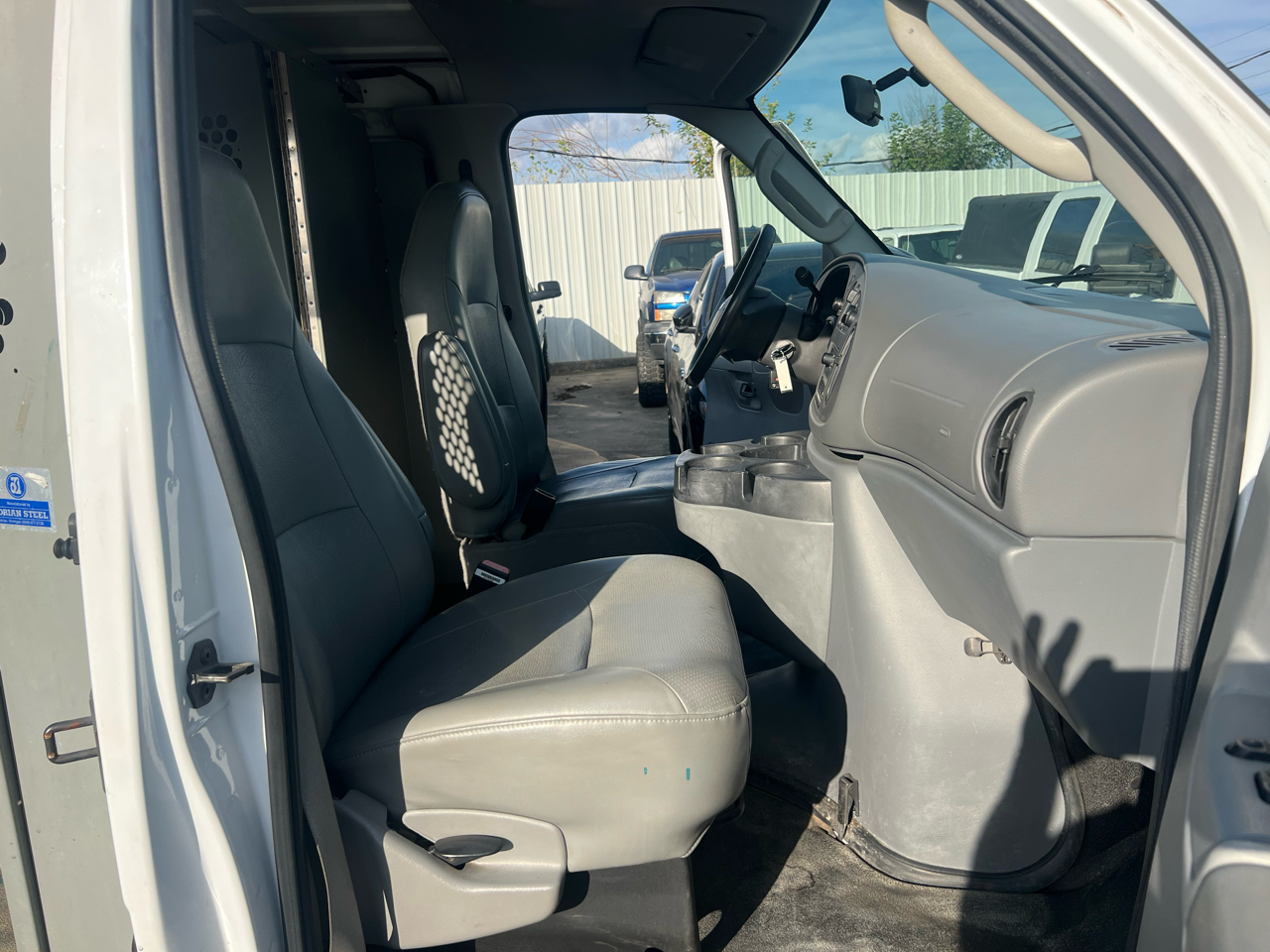 Ford Econoline E-150 2007