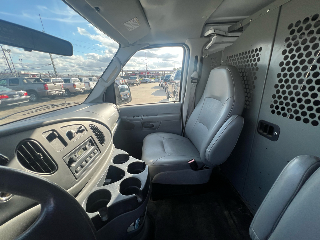 Ford Econoline E-150 2007