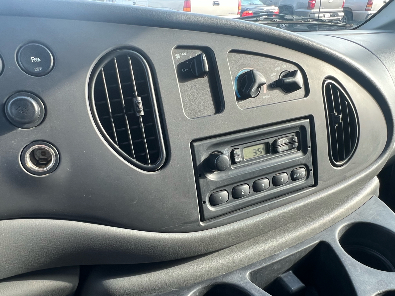 Ford Econoline E-150 2007