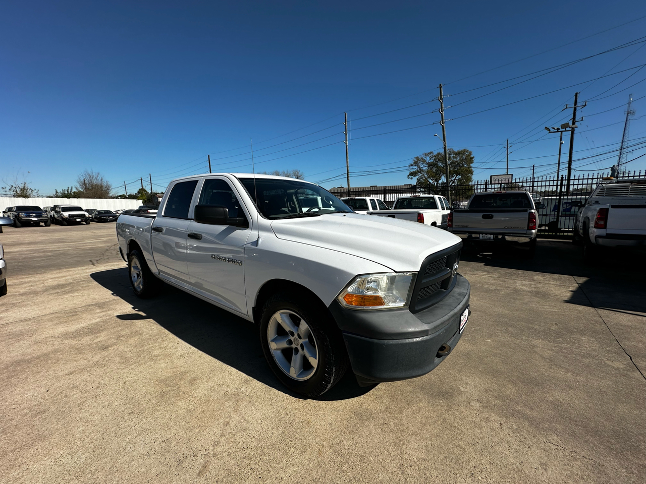 RAM 1500 Tradesman Crew Cab 4WD 2012
