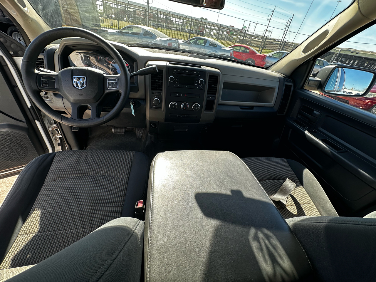 RAM 1500 Tradesman Crew Cab 4WD 2012