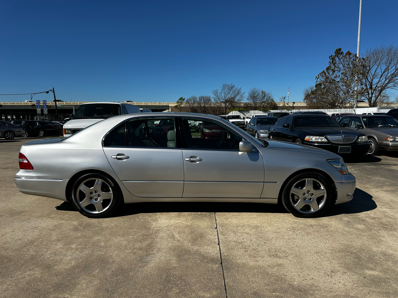 Lexus LS 430 Sedan 2005