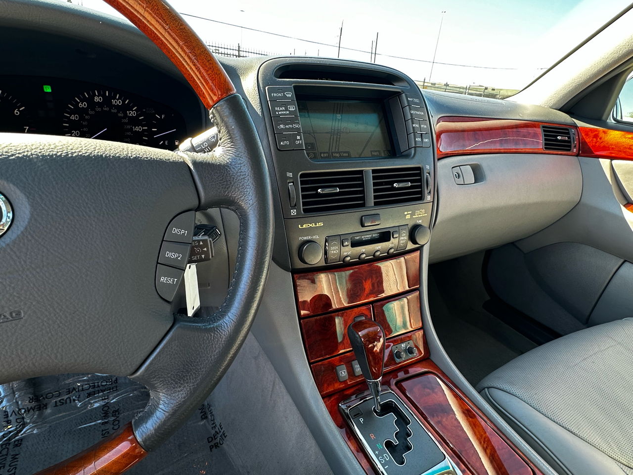 Lexus LS 430 Sedan 2005