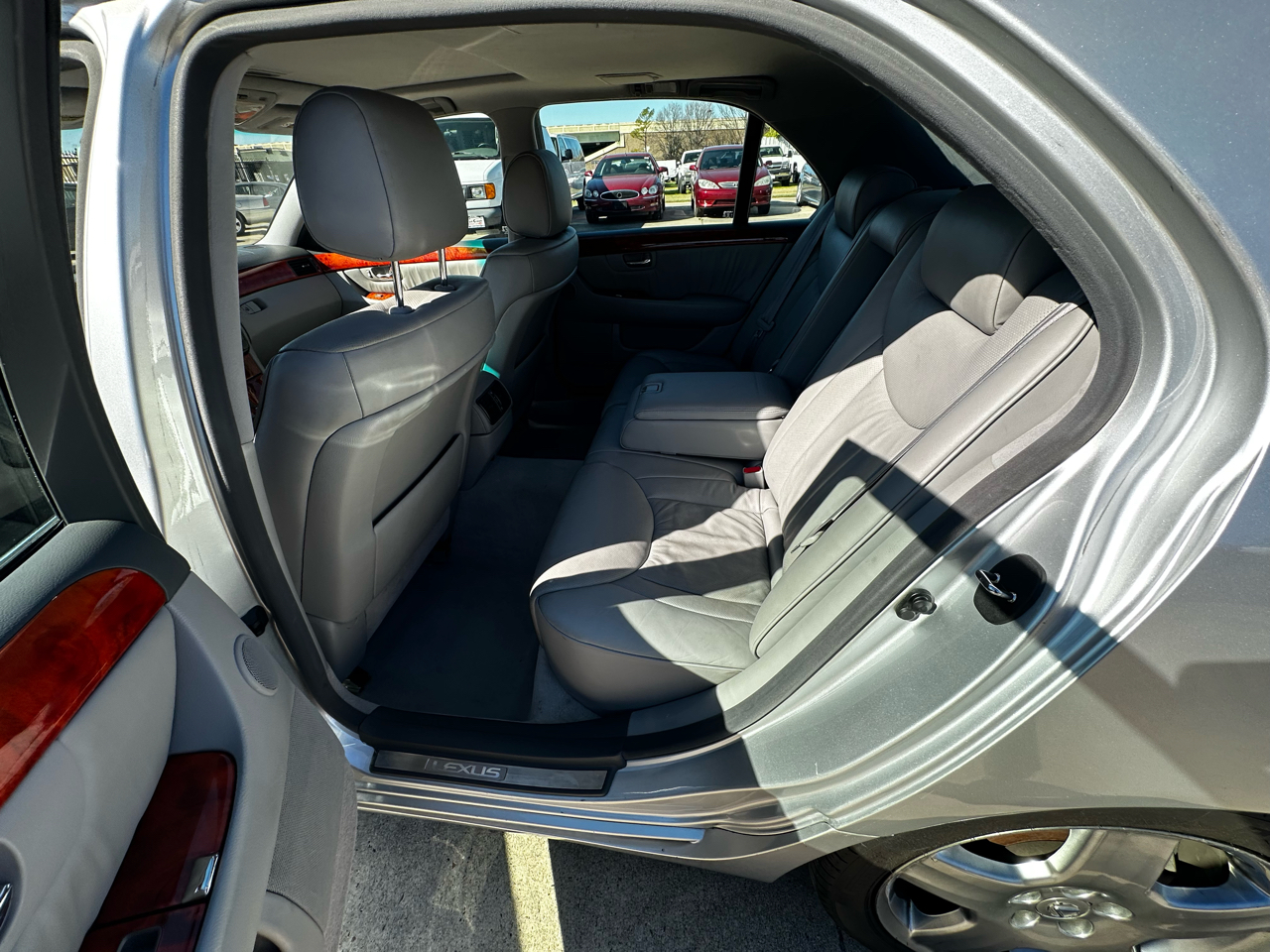 Lexus LS 430 Sedan 2005