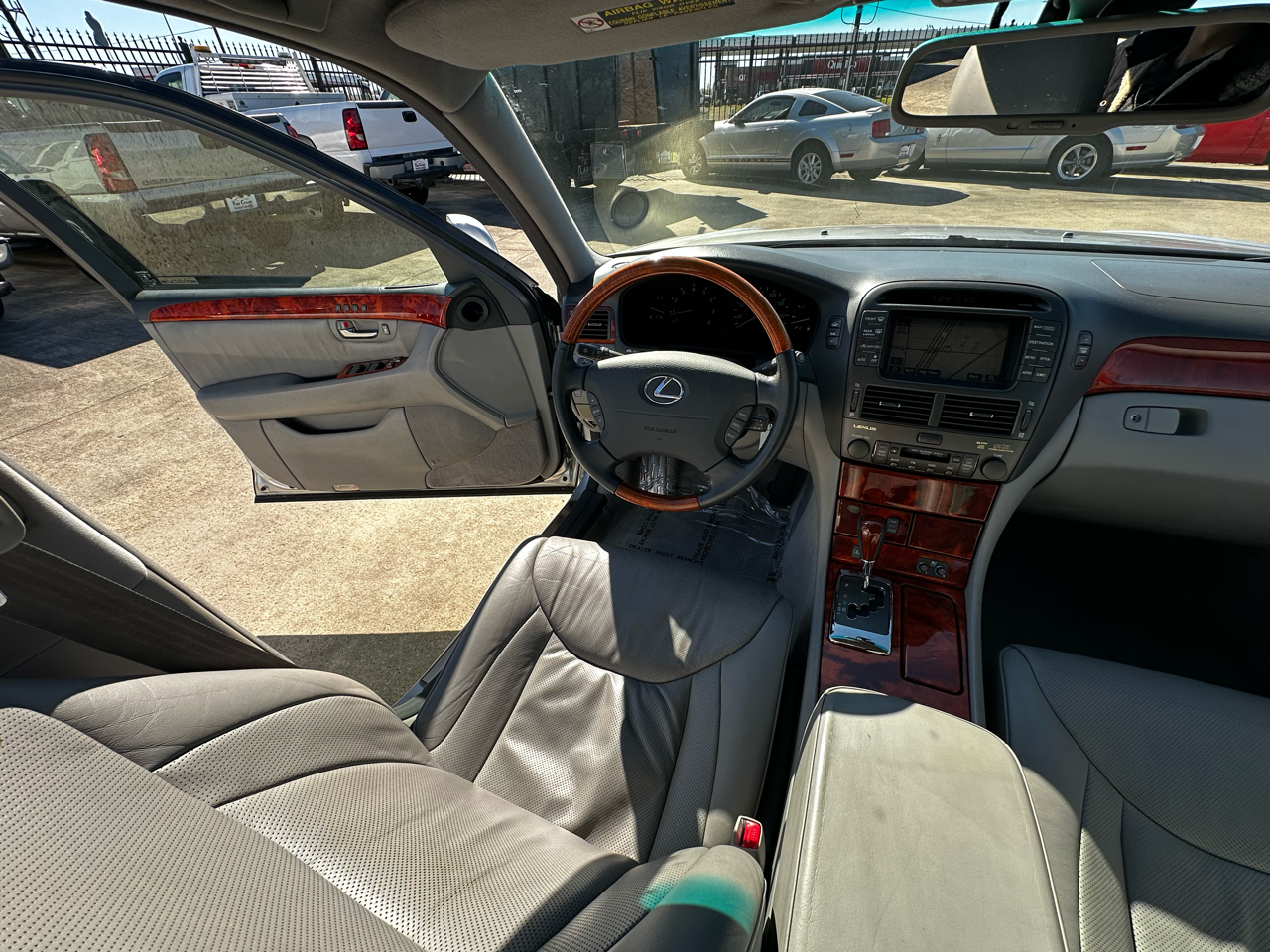 Lexus LS 430 Sedan 2005