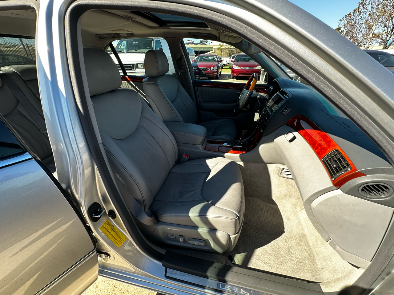 Lexus LS 430 Sedan 2005