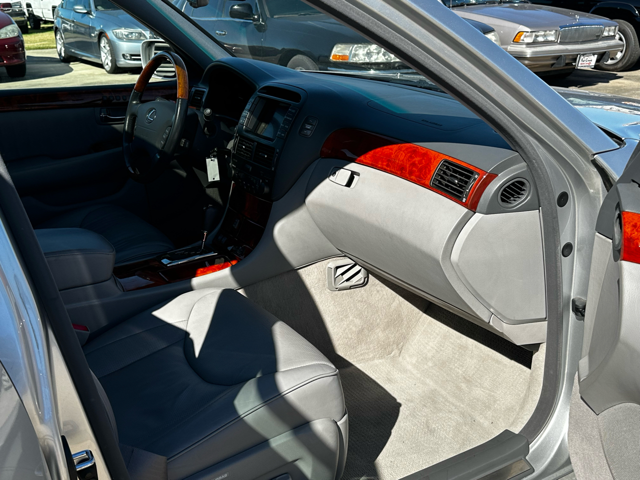 Lexus LS 430 Sedan 2005