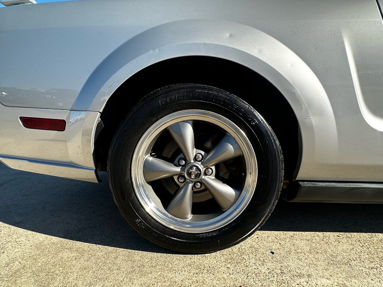 Ford Mustang V6 Premium Coupe 2006