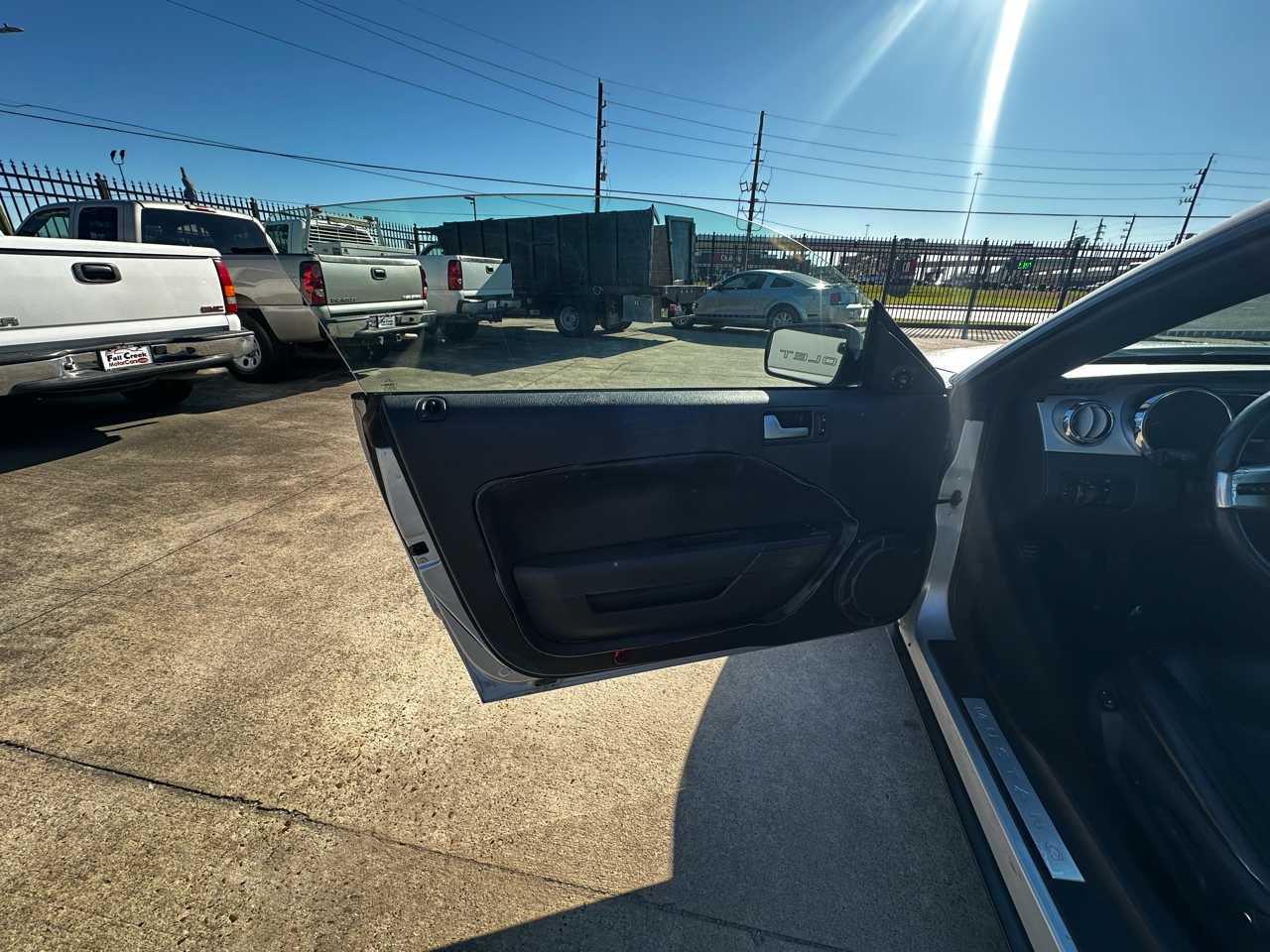 Ford Mustang V6 Premium Coupe 2006