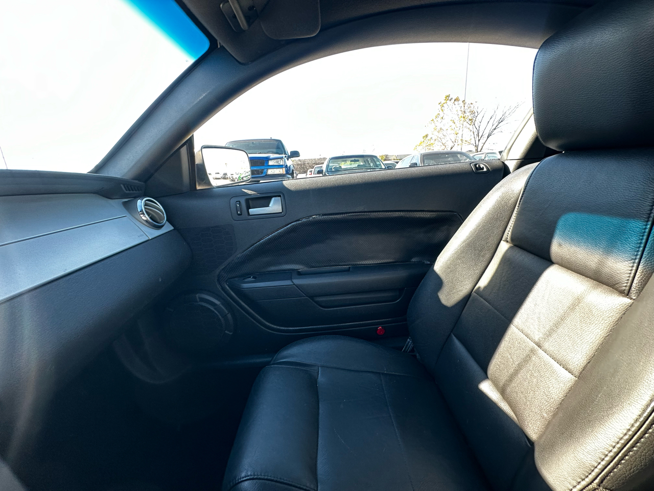 Ford Mustang V6 Premium Coupe 2006