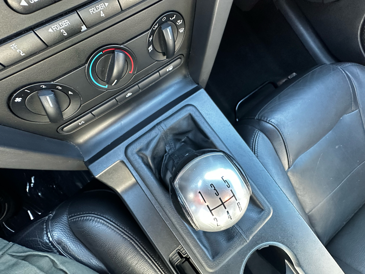 Ford Mustang V6 Premium Coupe 2006