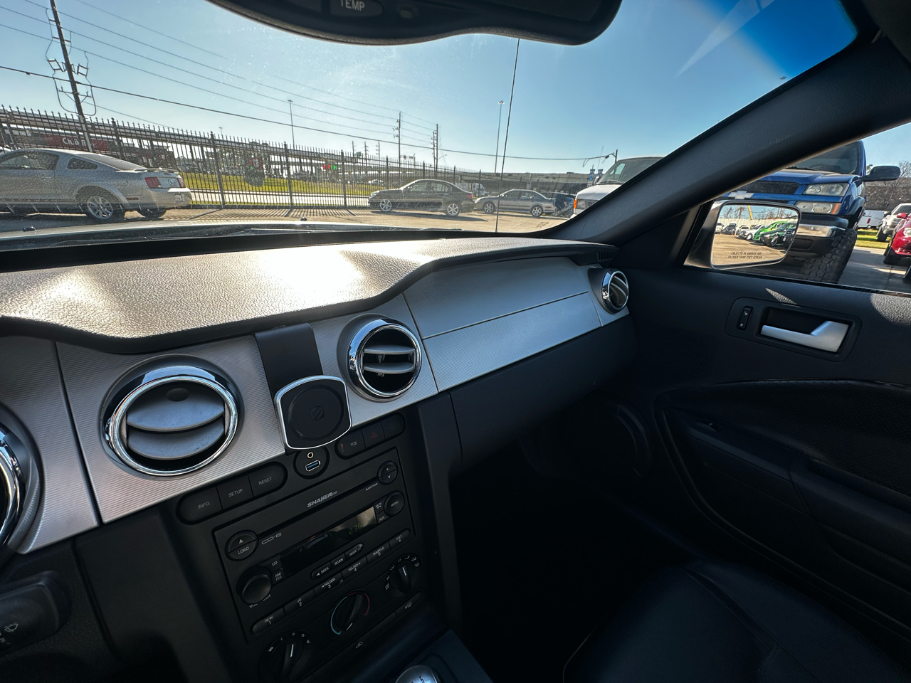 Ford Mustang V6 Premium Coupe 2006