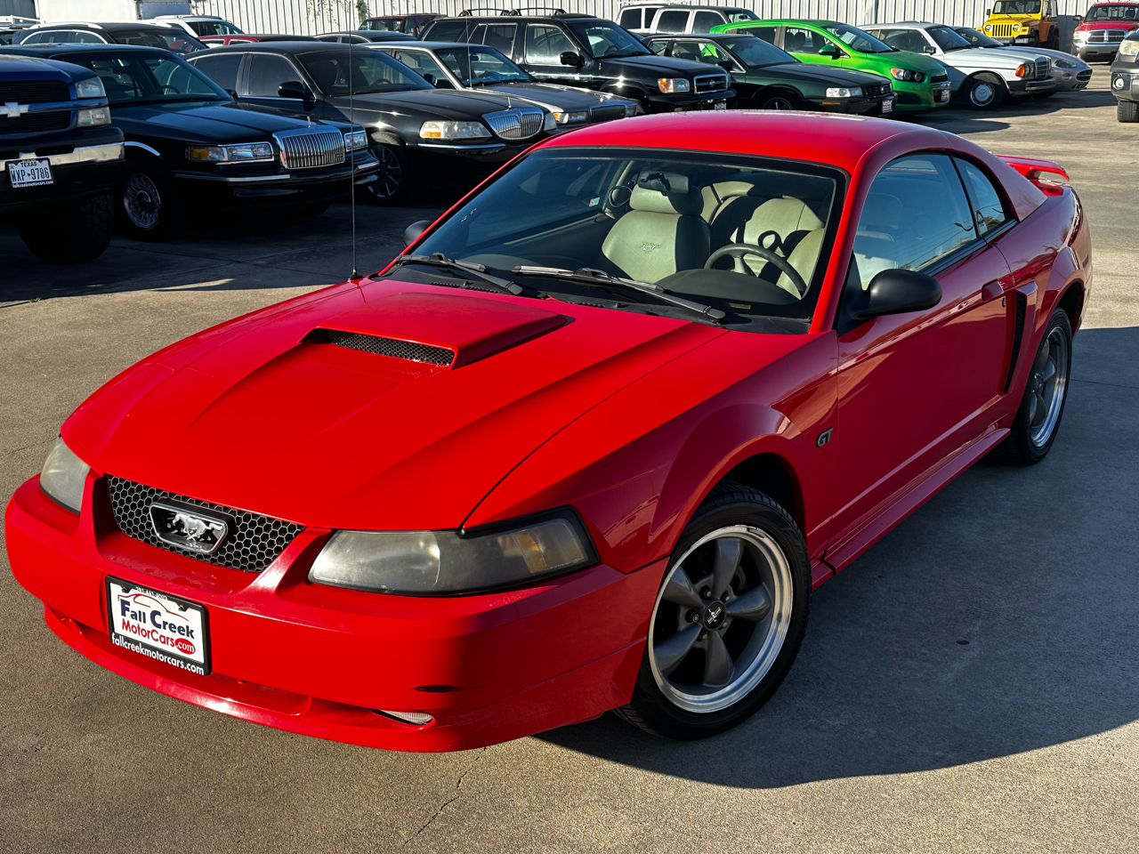 Ford Mustang GT Premium Coupe 2001