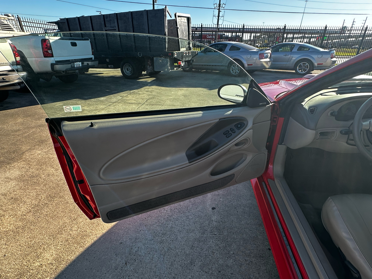 Ford Mustang GT Premium Coupe 2001