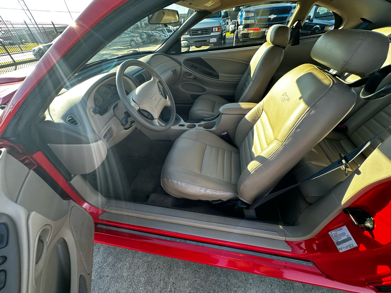 Ford Mustang GT Premium Coupe 2001