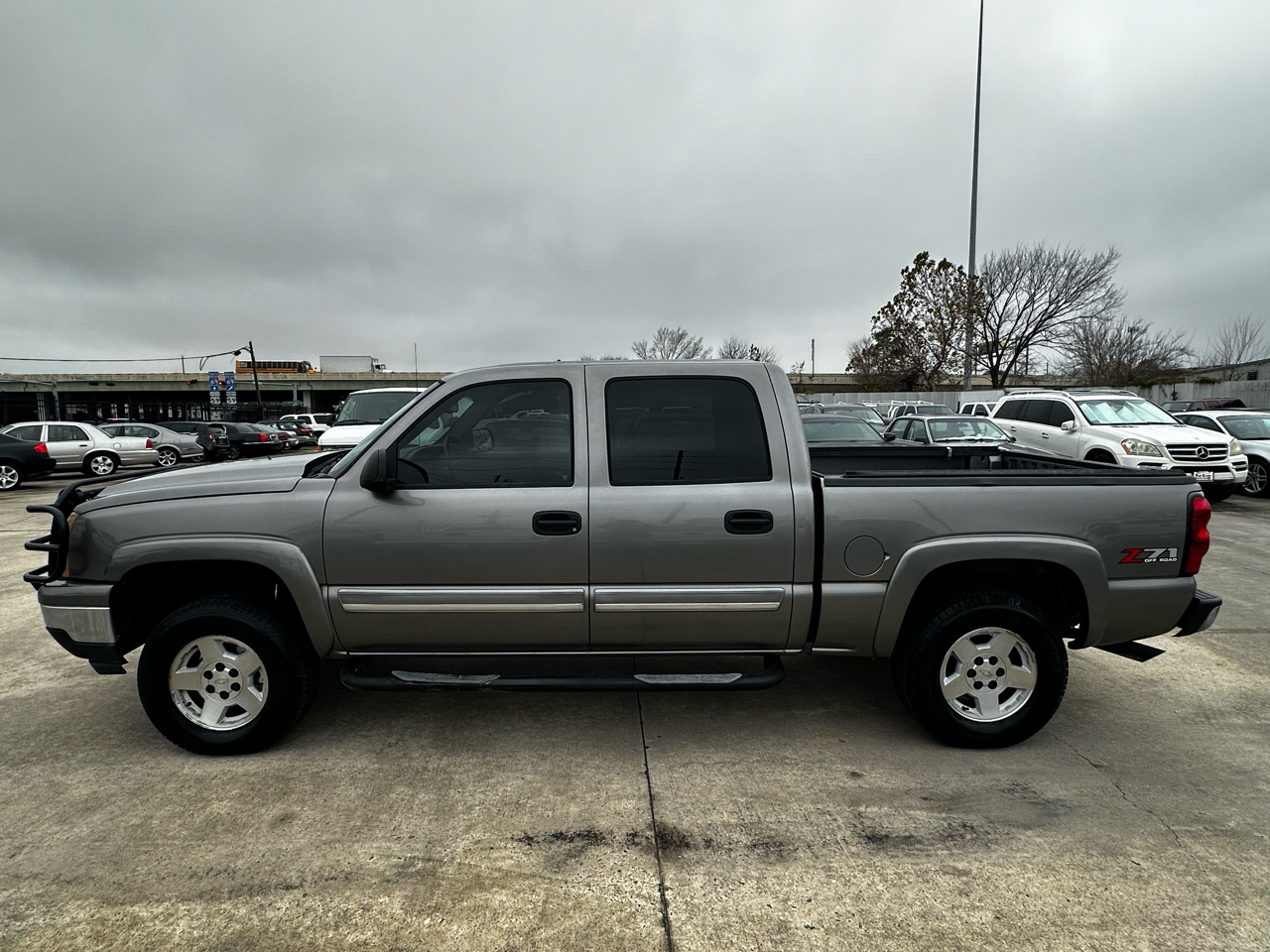 Chevrolet Silverado 1500 Z71 Crew Cab 4WD 2006