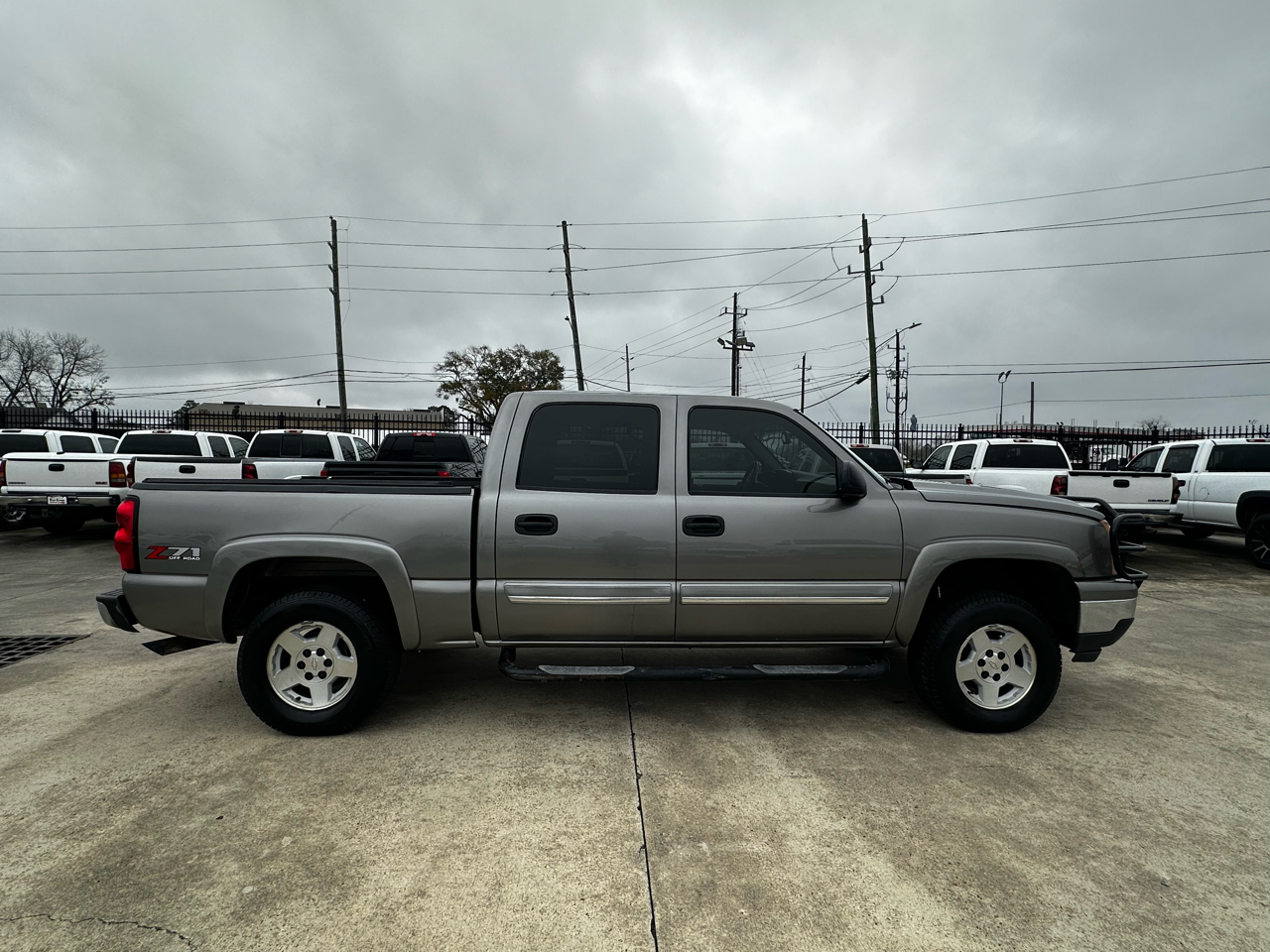 Chevrolet Silverado 1500 Z71 Crew Cab 4WD 2006