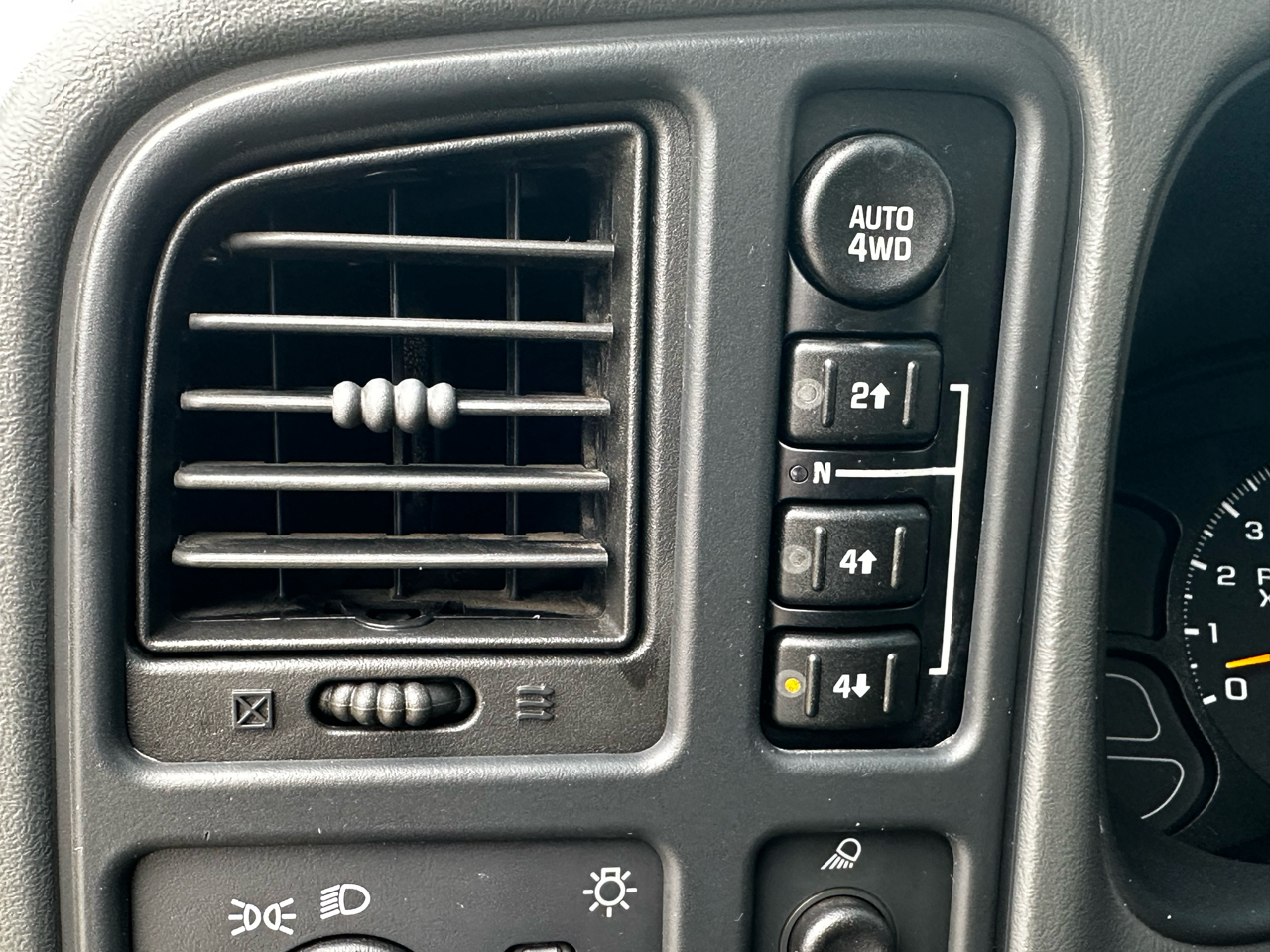 Chevrolet Silverado 1500 Z71 Crew Cab 4WD 2006