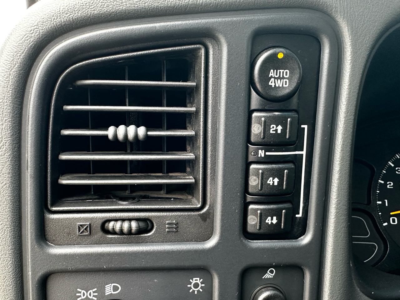 Chevrolet Silverado 1500 Z71 Crew Cab 4WD 2006