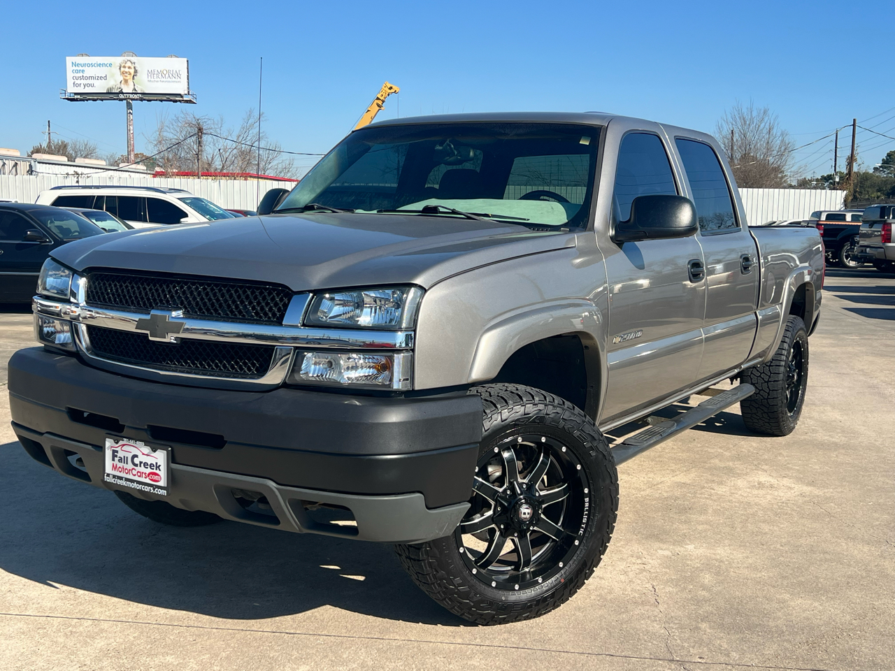 Chevrolet Silverado 2500HD Crew Cab Short Bed 2WD 2003