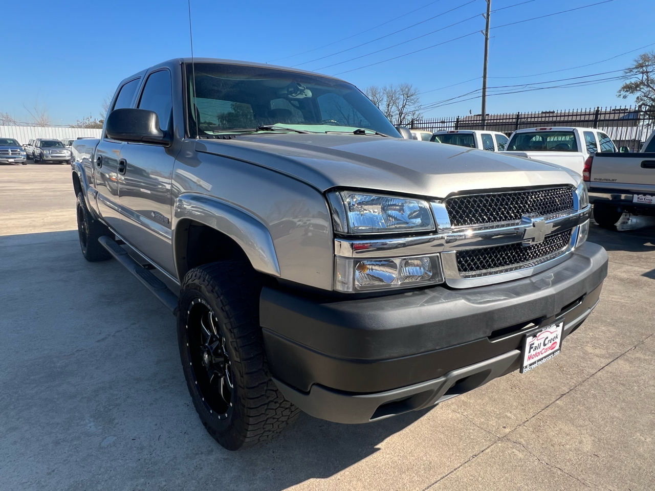 Chevrolet Silverado 2500HD Crew Cab Short Bed 2WD 2003