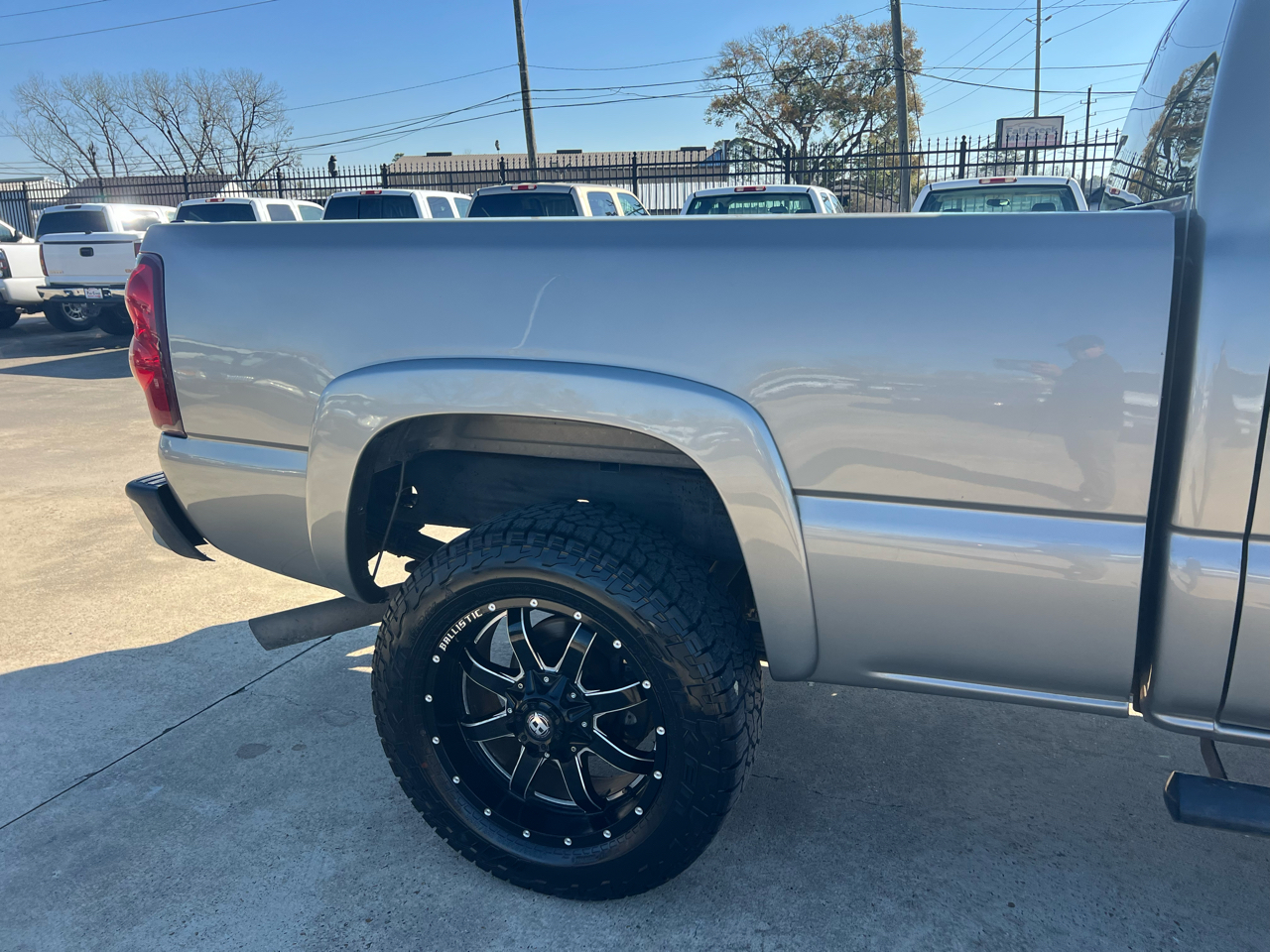 Chevrolet Silverado 2500HD Crew Cab Short Bed 2WD 2003