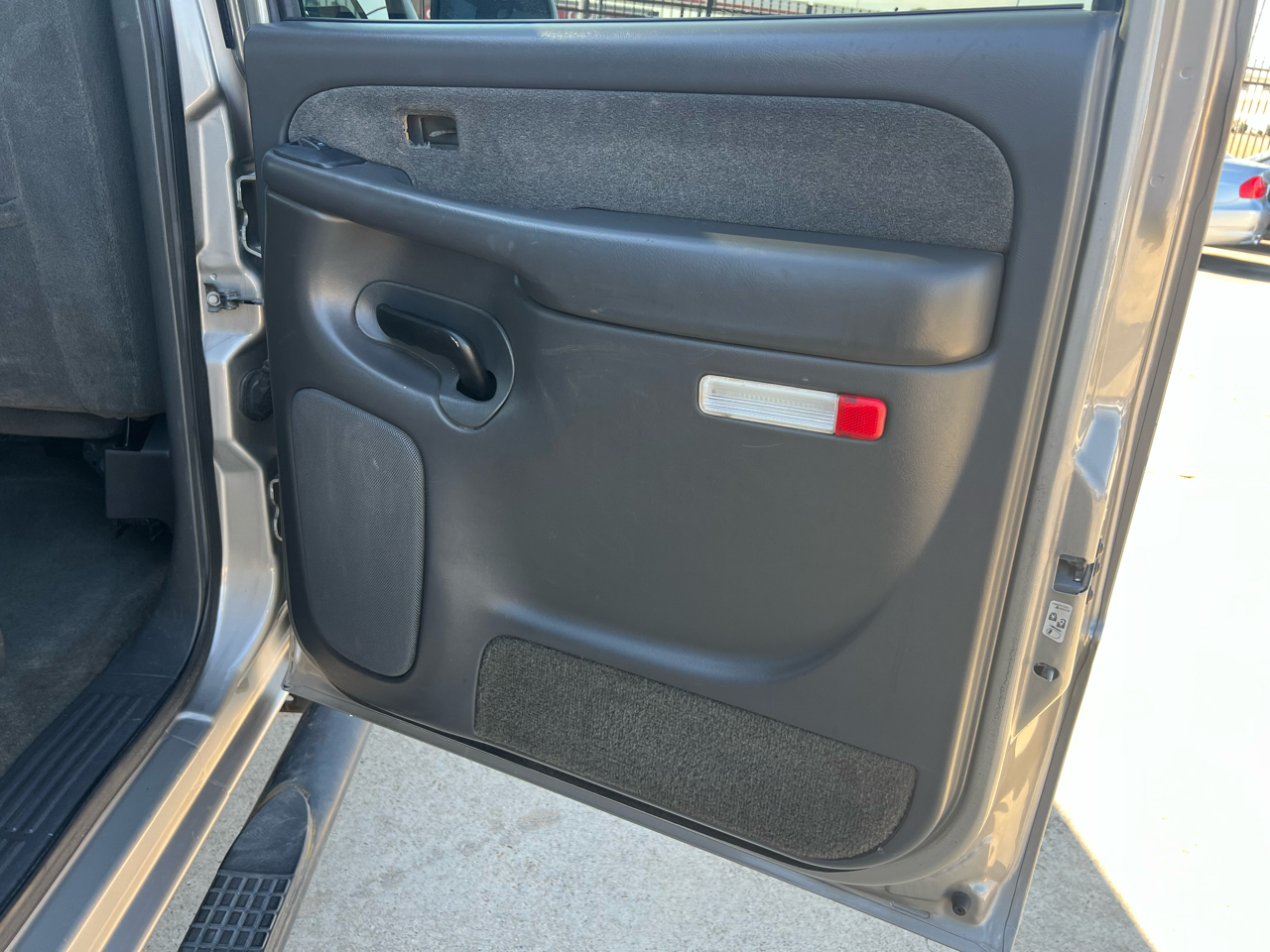 Chevrolet Silverado 2500HD Crew Cab Short Bed 2WD 2003