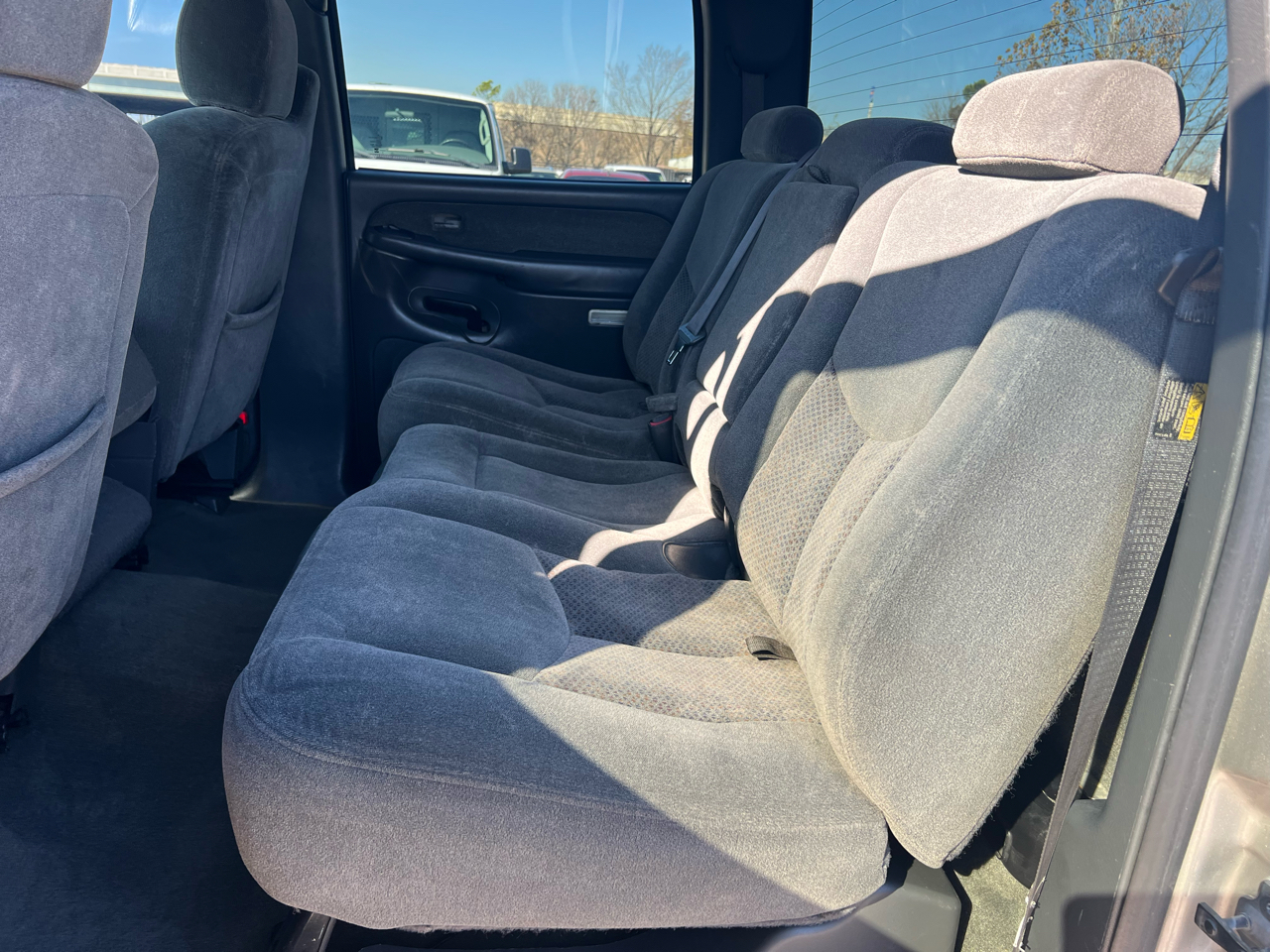 Chevrolet Silverado 2500HD Crew Cab Short Bed 2WD 2003