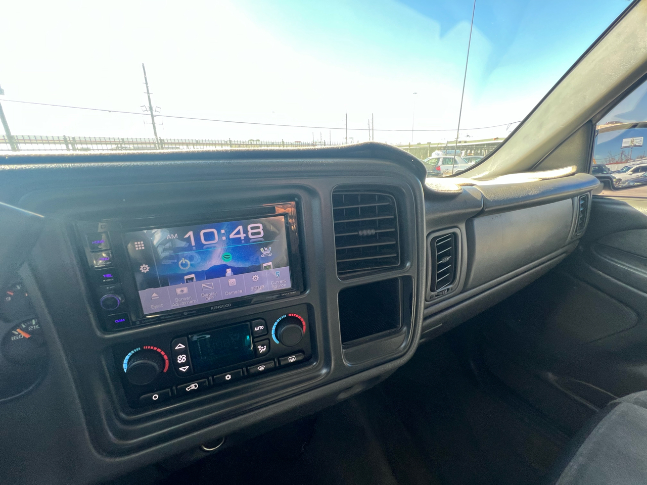 Chevrolet Silverado 2500HD Crew Cab Short Bed 2WD 2003