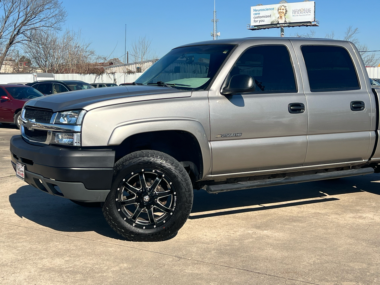 Chevrolet Silverado 2500HD Crew Cab Short Bed 2WD 2003