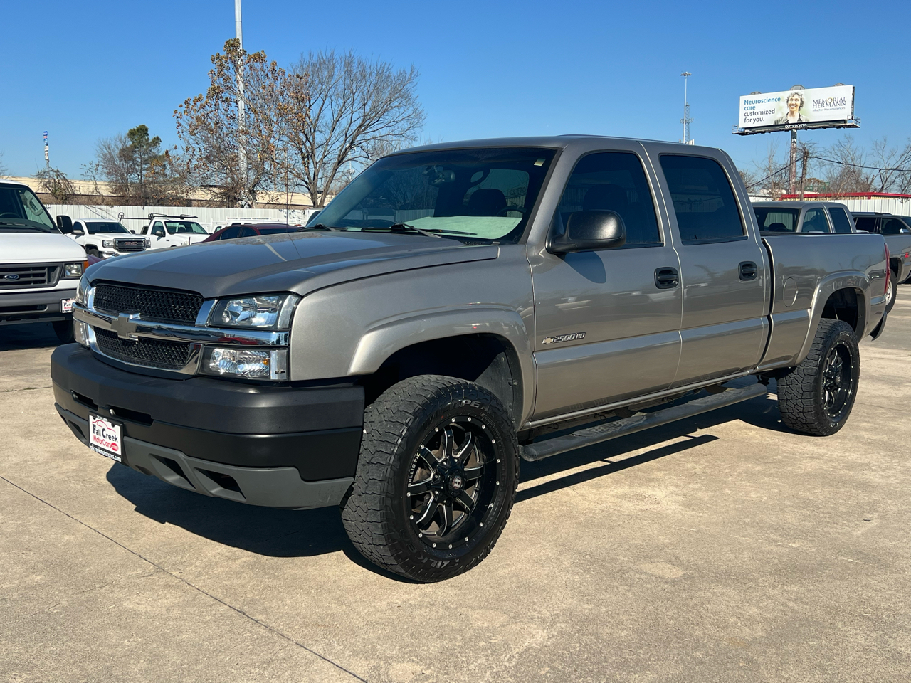 Chevrolet Silverado 2500HD Crew Cab Short Bed 2WD 2003