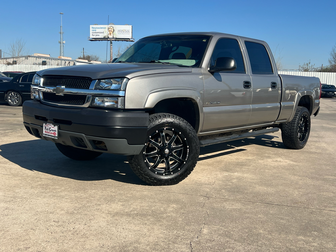 Chevrolet Silverado 2500HD Crew Cab Short Bed 2WD 2003