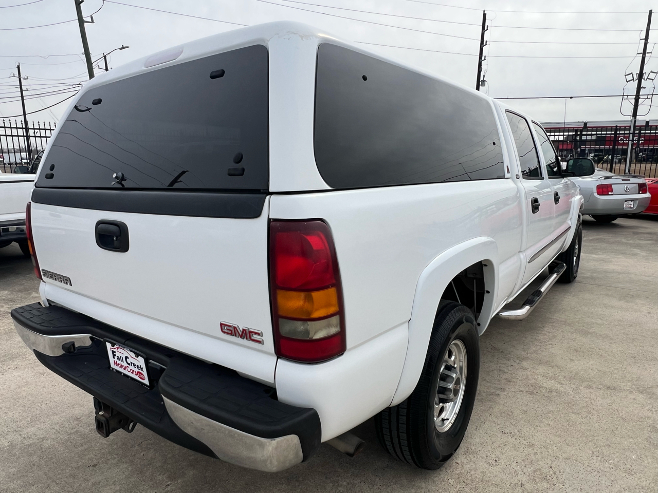 GMC Sierra 1500 HD SLE Crew Cab Short Bed 2WD 2003