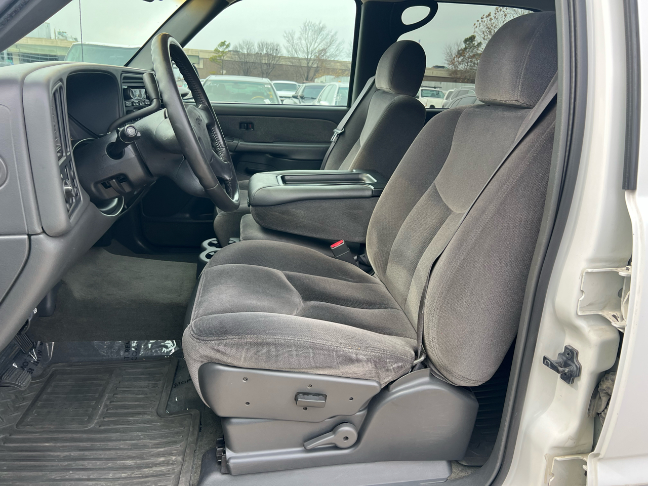 GMC Sierra 1500 HD SLE Crew Cab Short Bed 2WD 2003