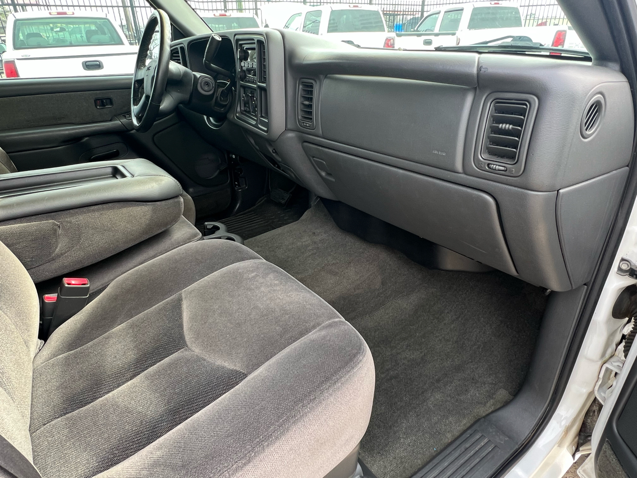 GMC Sierra 1500 HD SLE Crew Cab Short Bed 2WD 2003